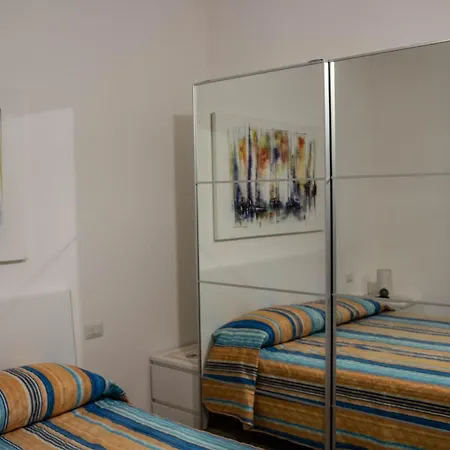 Li Uluzzi Нардо