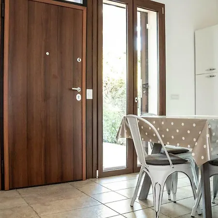 Li Uluzzi * Нардо