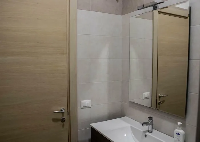 Li Uluzzi דירה *